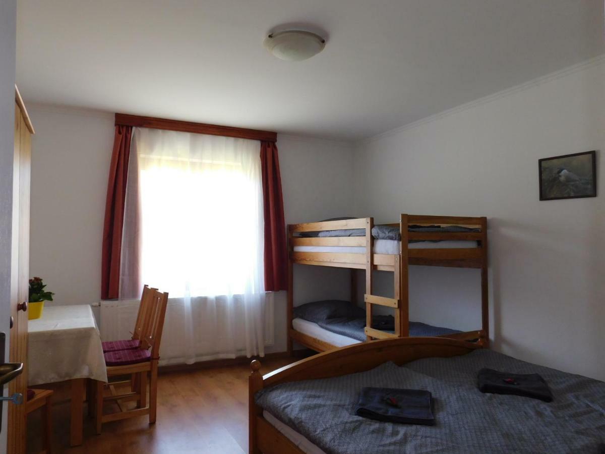 8888 Apartmanház Lispeszentadorján Esterno foto
